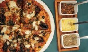 Dips to Serve With Pizza for Extra Flavor