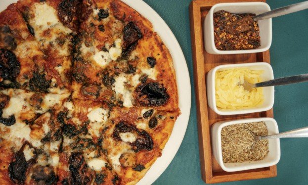 Dips to Serve With Pizza for Extra Flavor