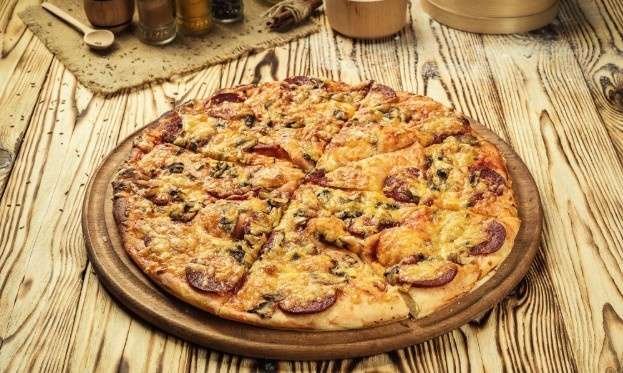 Movie-Night-Food-With-Pizza-Ideas-That-Steal-the-Show